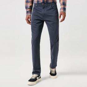 Pantaloni Jeans Wrangler Larston da uomo rif. 112350798