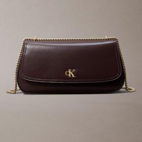 Borsa Calvin Klein da spalla con catena ed elementi metallici con logo monogramma da donna rif. LV04F3171G