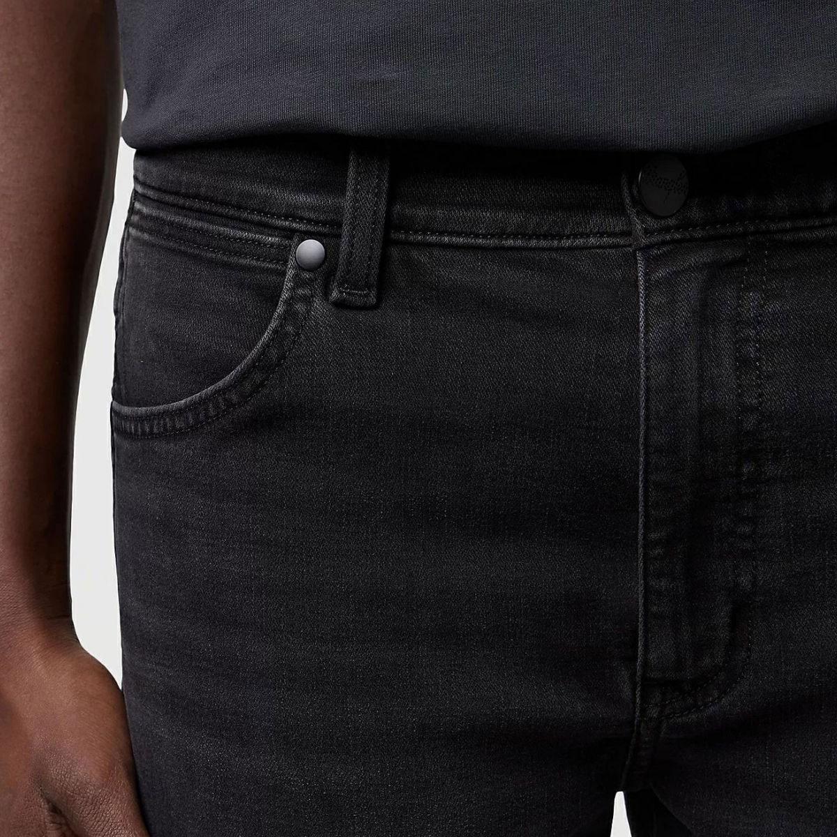 Pantaloni Jeans Wrangler In Denim da uomo rif. 112371657