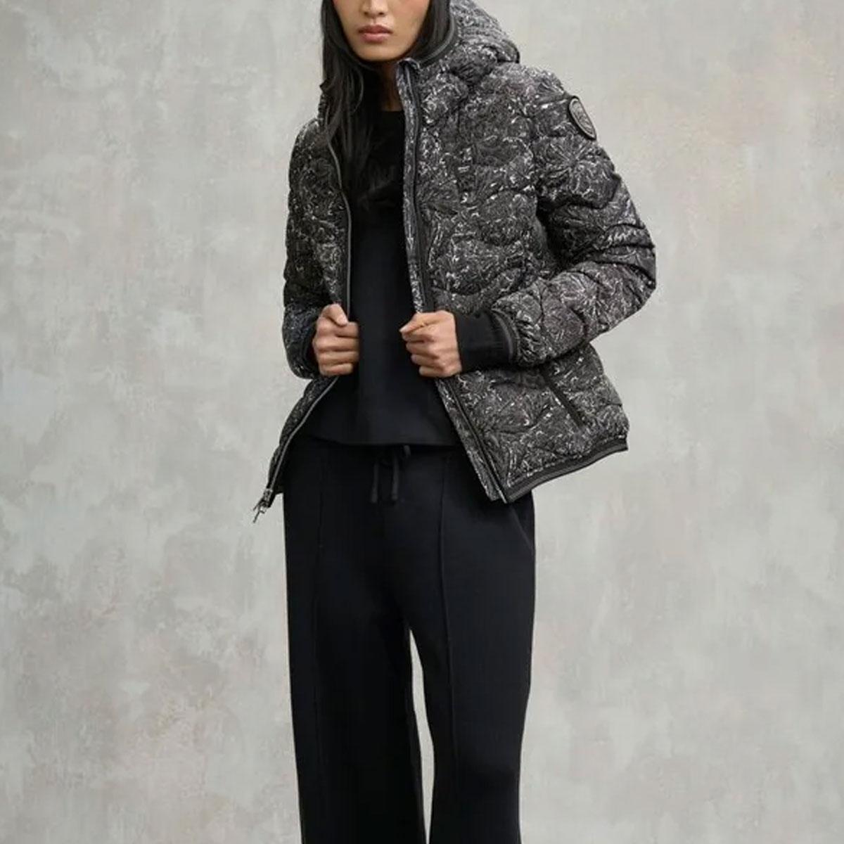 Piumino Giubbotto Giacca Blauer Wave-quilted Down Jacket Fashion Camelia da donna rif. 25WBLDC03095-007358