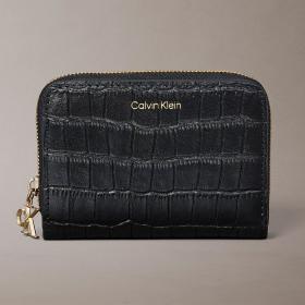 Portafoglio Calvin Klein con zip integrale RFID in pelle effetto coccodrillo da donna rif. LV04F1095G