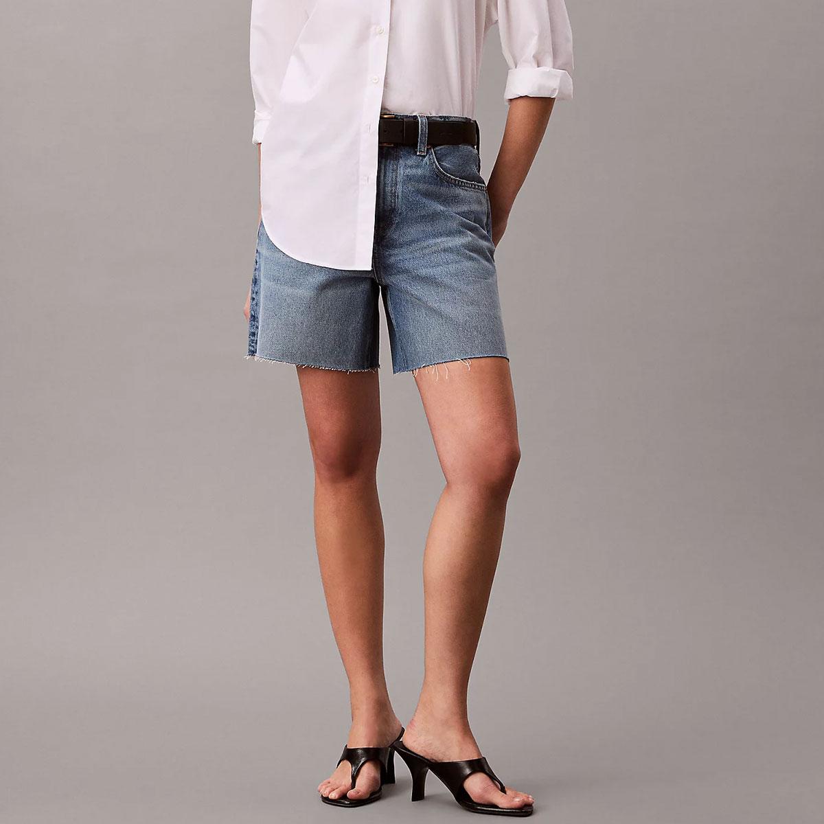 Bermuda Shorts Calvin Klein Jeans In Denim da donna rif. LV047F774G