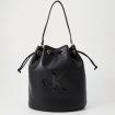 Borsa Calvin Klein a secchiello con monogramma stampato da donna rif. LV04F3232G