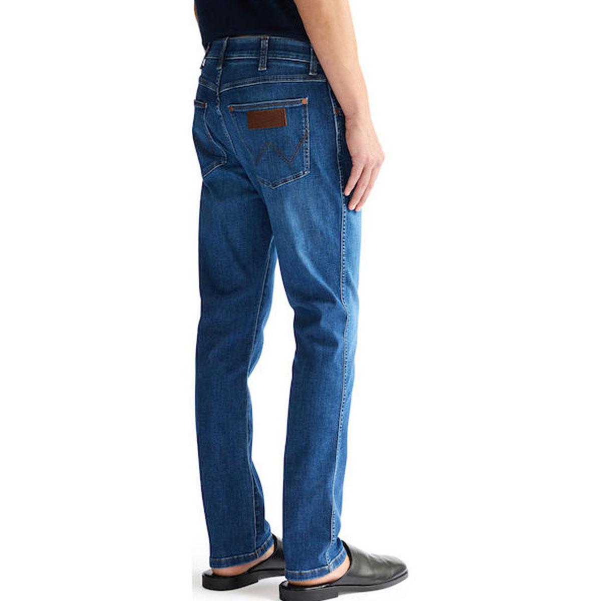 Pantaloni Jeans Wrangler In Denim da uomo rif. 112378853