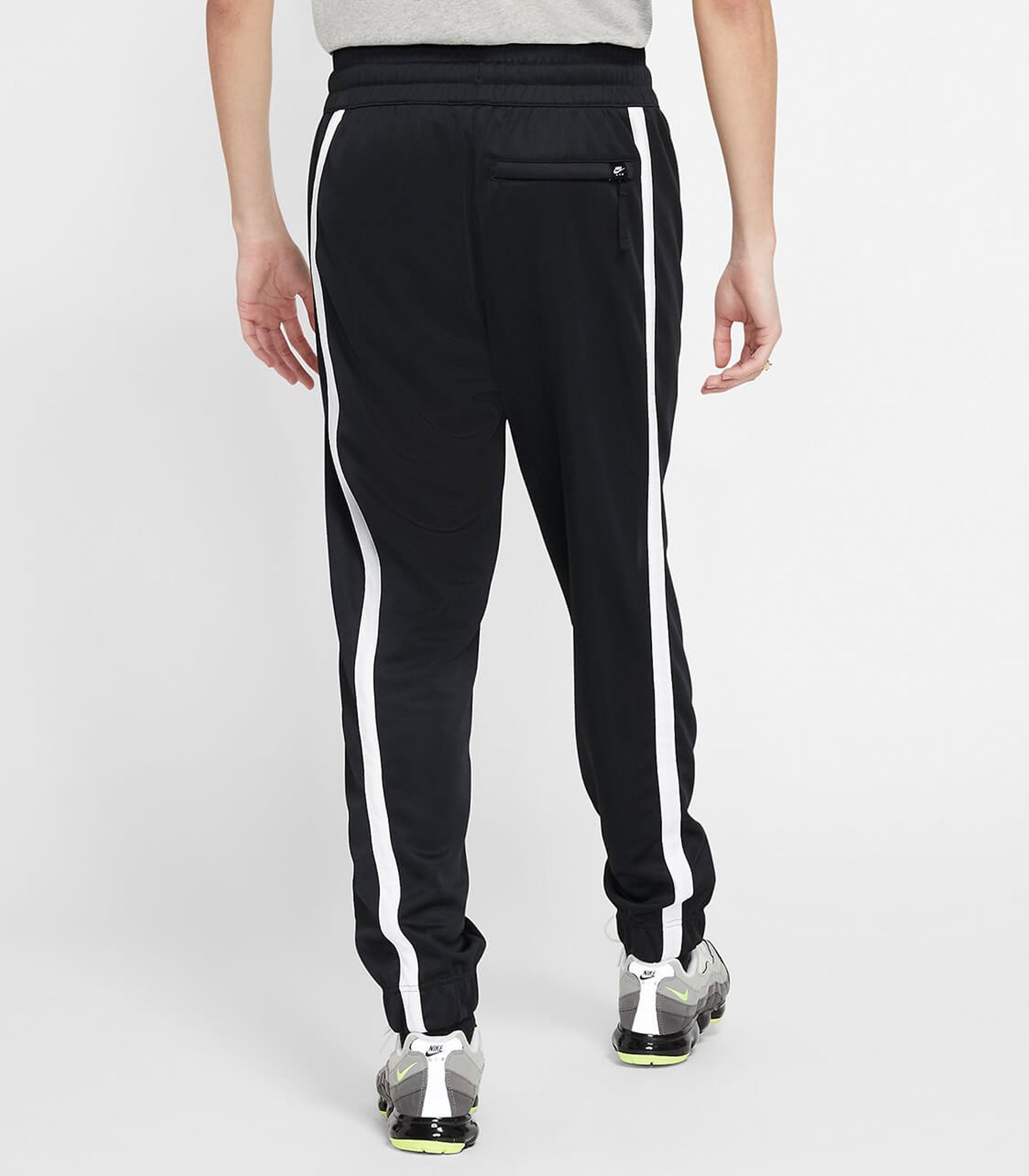 pantaloni nike air