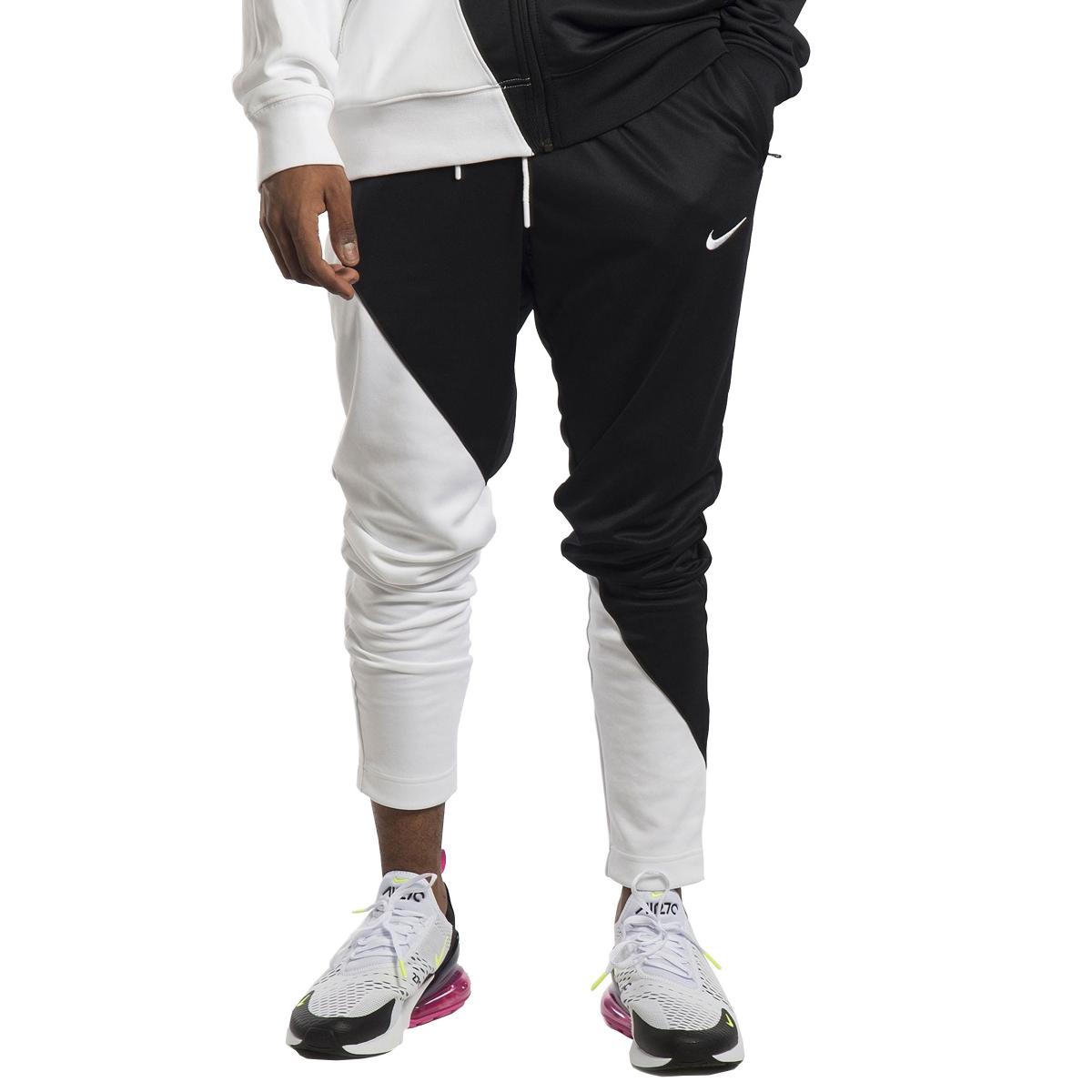 tuta nike saldi