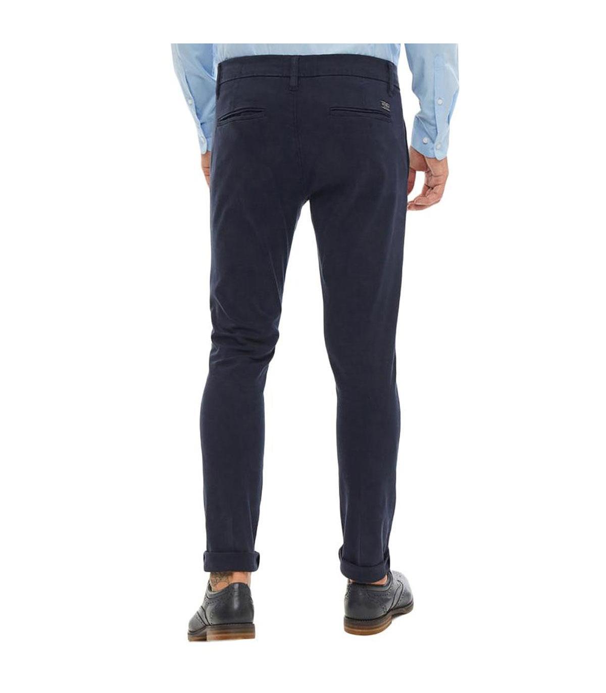 Pantaloni Guess modello chino skinny fit da uomo rif. M93B29WBTU0