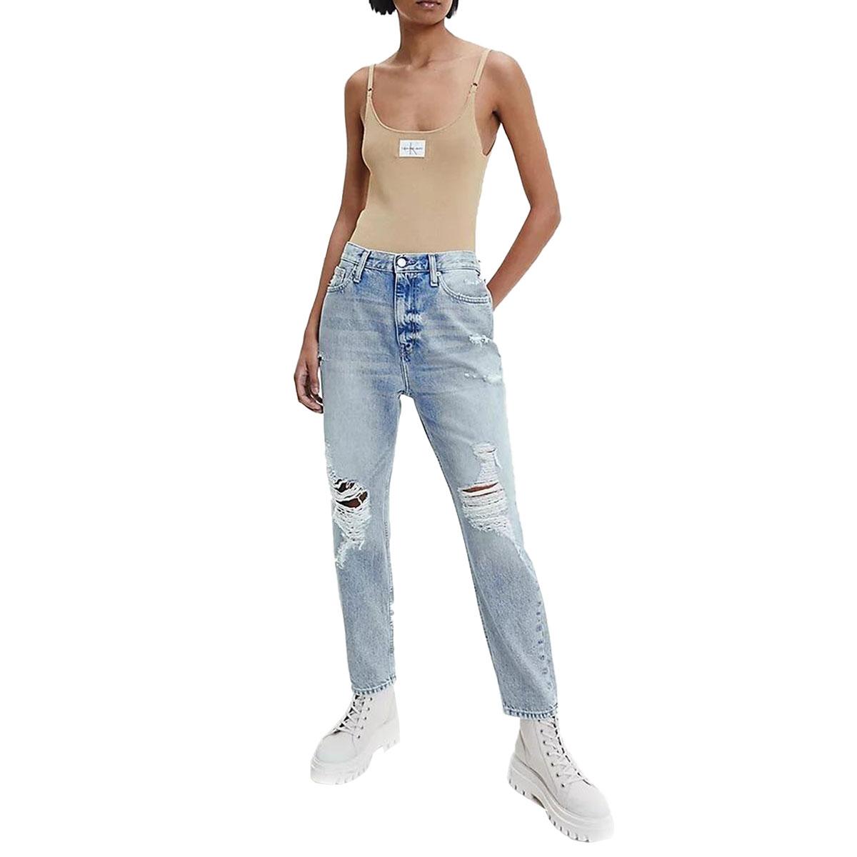 Pantaloni Jeans Calvin Klein Jeans mom fit in denim da donna rif. J20J218512
