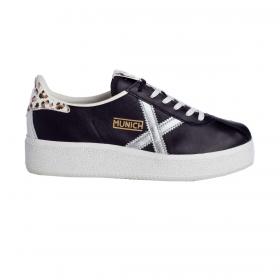 Scarpe Sneakers Munich Barru Sky 81 casual da donna rif. 8295081